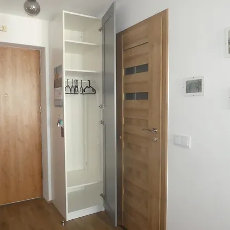 Yellow Dragon Apartman